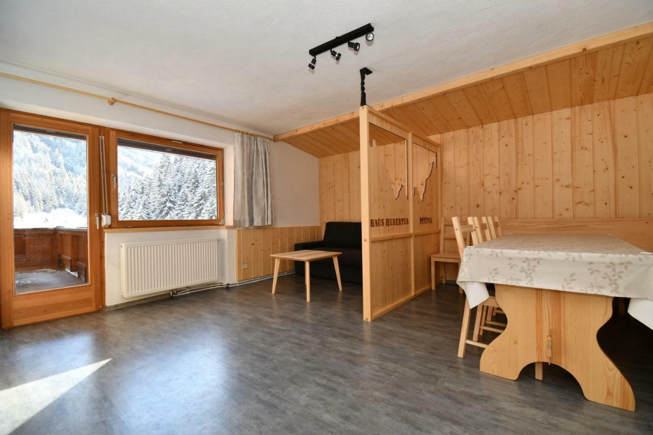 Haus Hubertus Apartment Sankt Leonhard im Pitztal Exterior photo