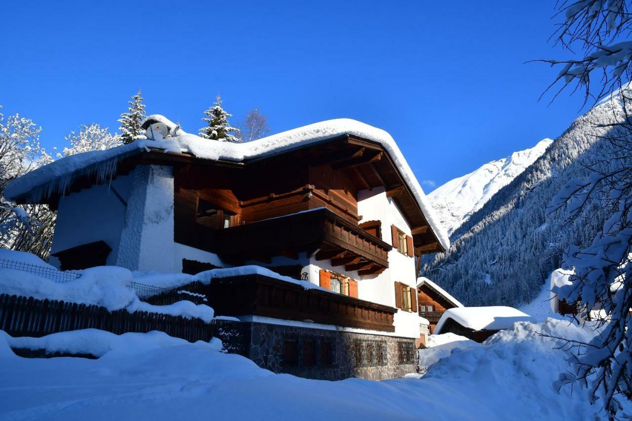 Haus Hubertus Apartment Sankt Leonhard im Pitztal Exterior photo